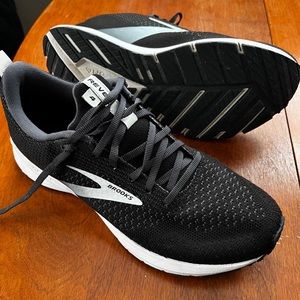 Brooks Revel 4 Running Shoe